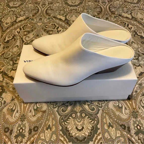 NIB Vince Vigo Optic White Leather Mules Women's Sz M